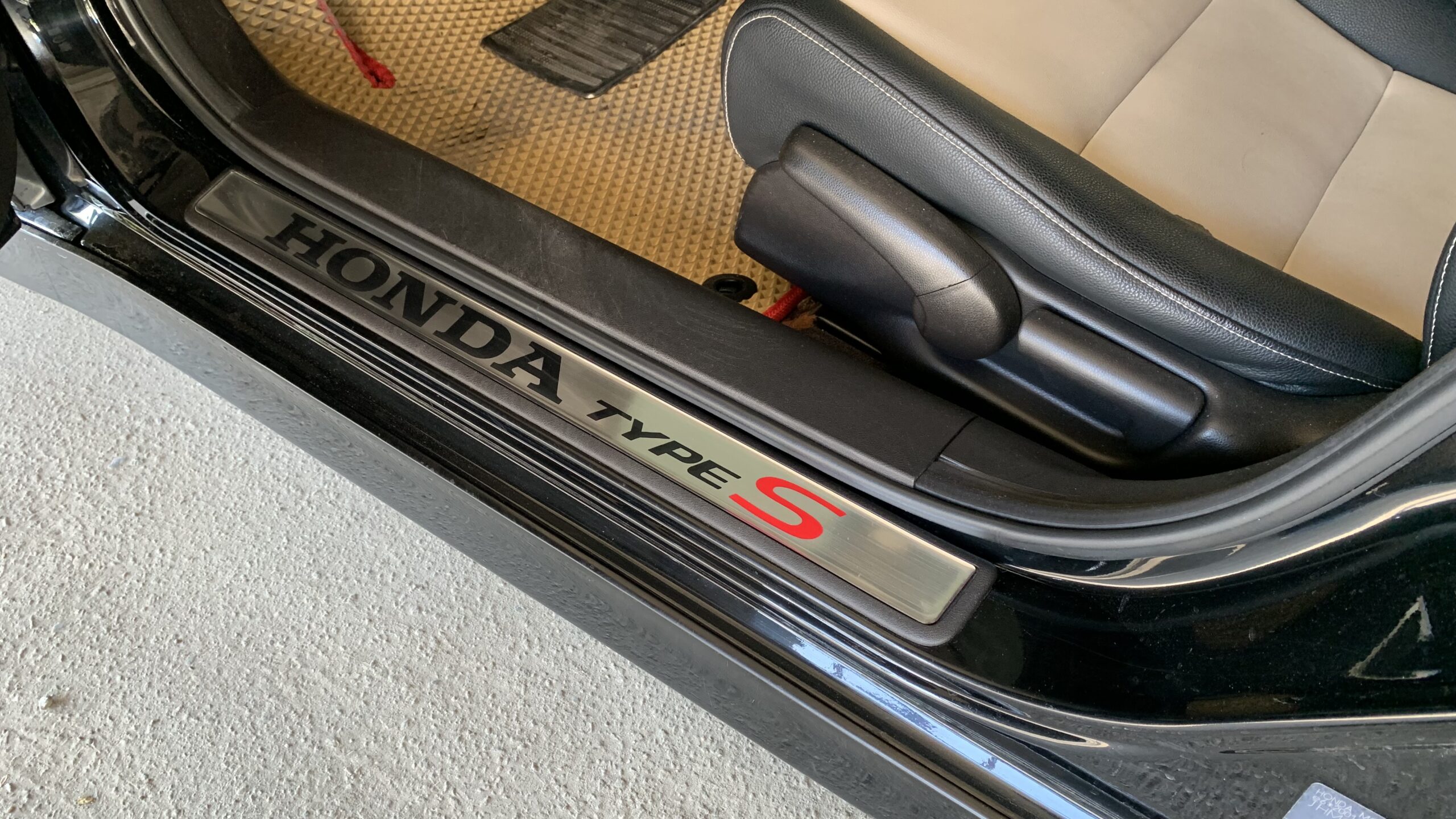 Накладки на пороги Type S Honda Accord 8 — изображение 7