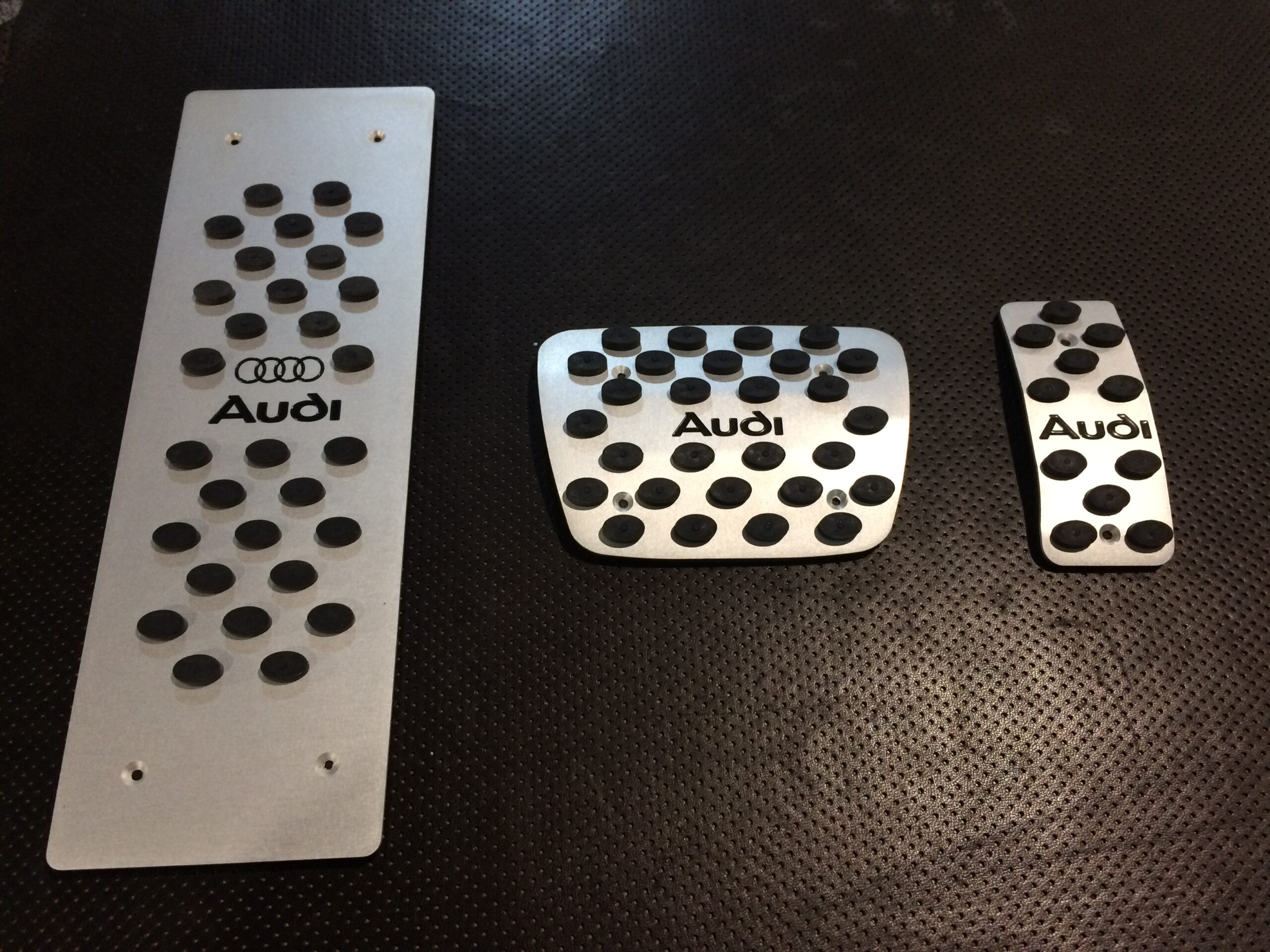 Накладки на педали Audi A4 (B8) — изображение 2