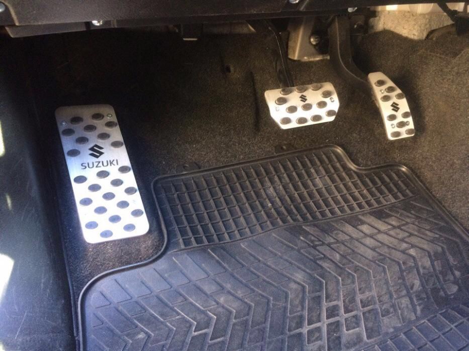 Накладки на педали Suzuki Grand Vitara JT — изображение 3