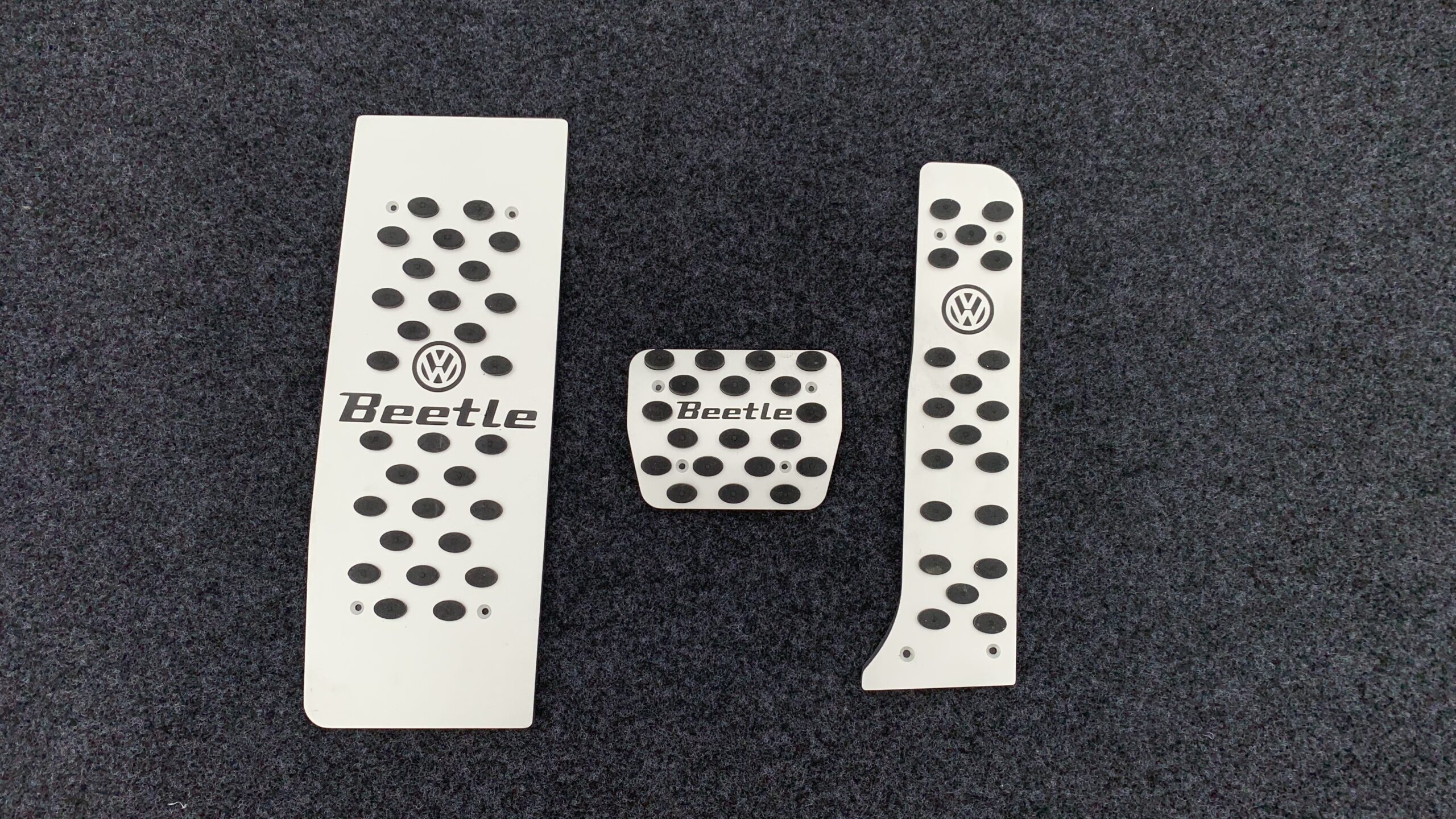 Накладки на педали Volkswagen Beetle