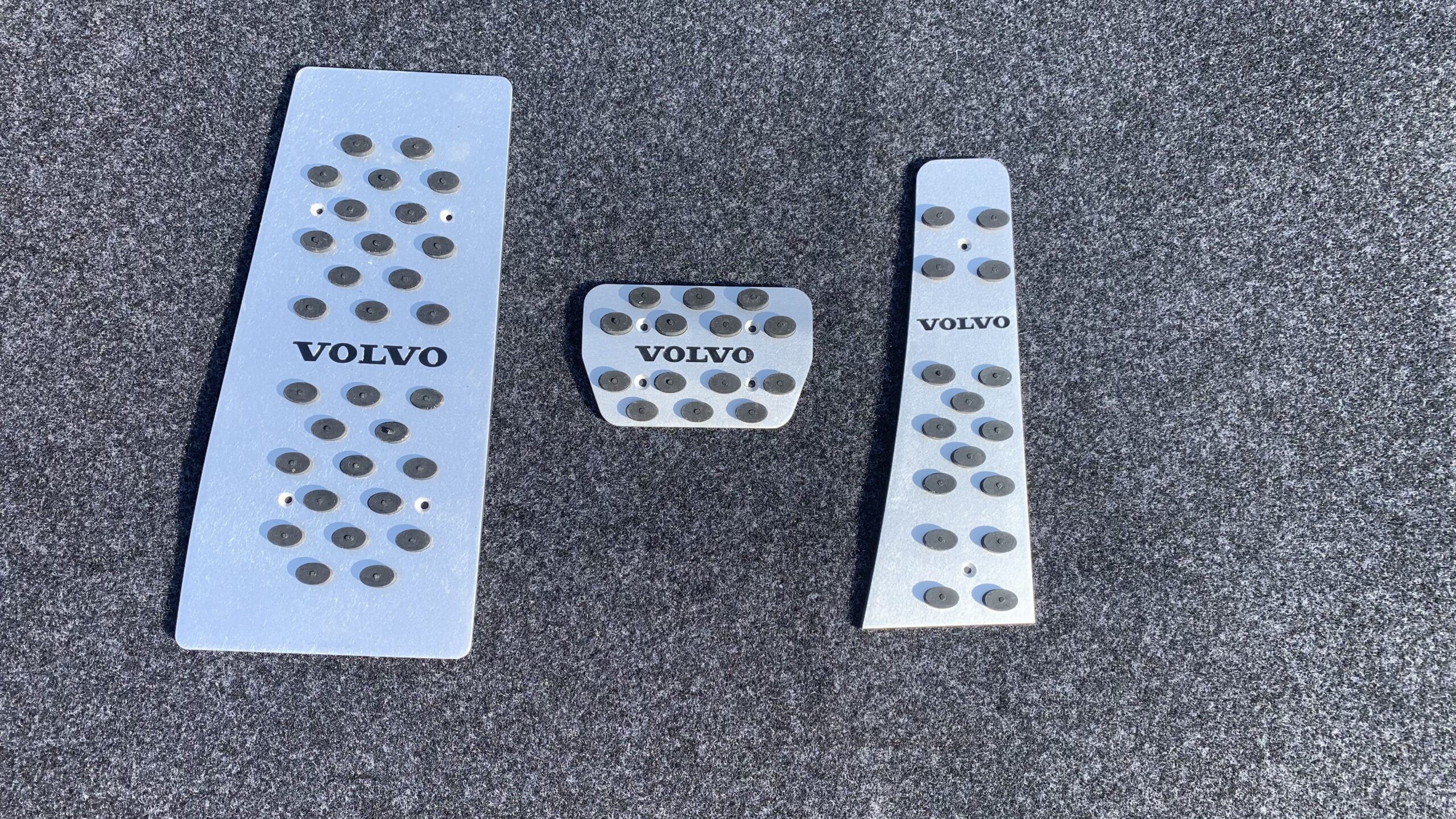 Накладки на педали Volvo XC90
