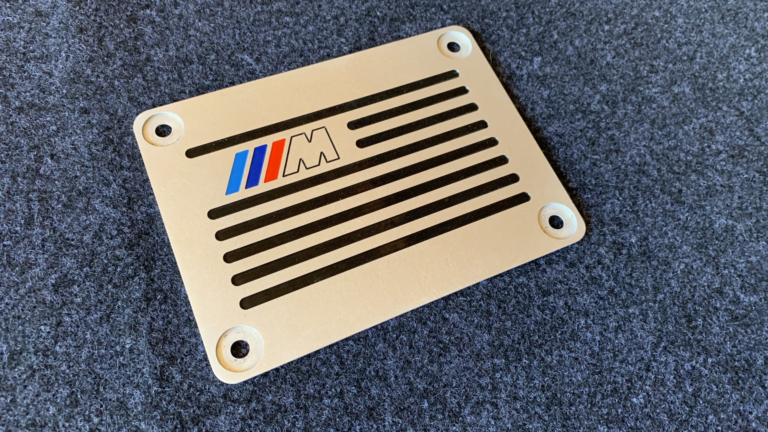 Коврик подпятник BMW M