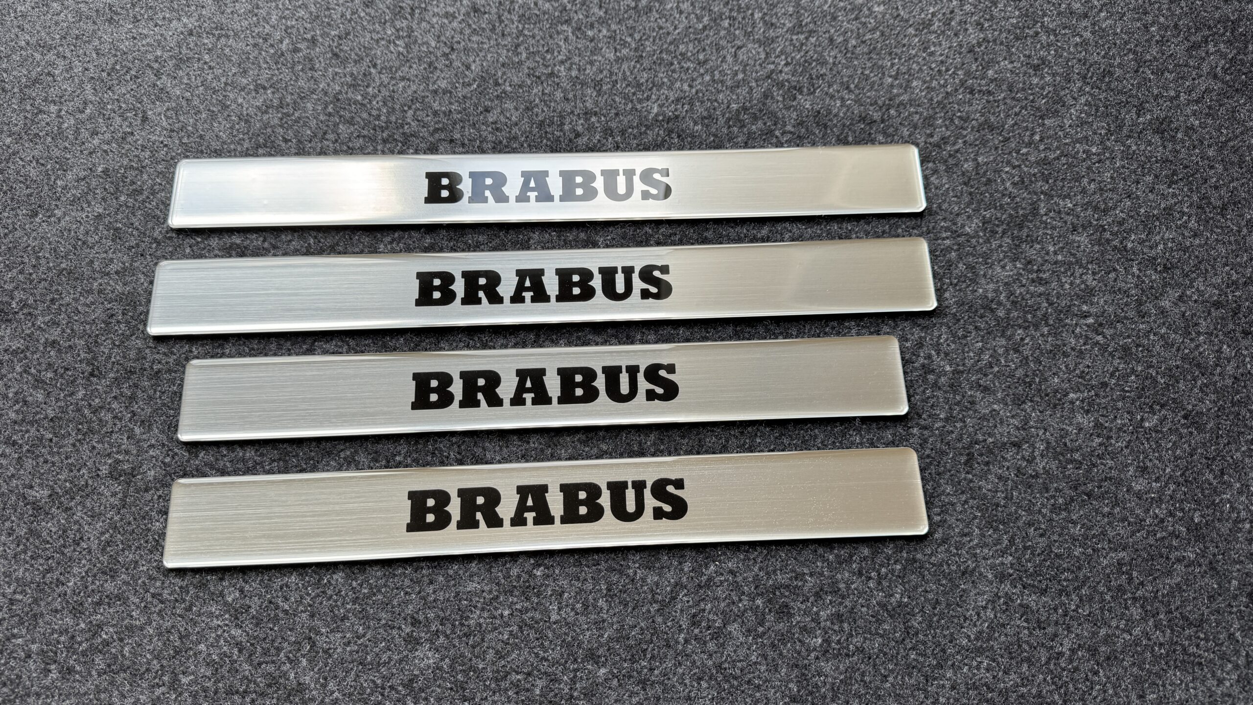 Накладки на порги Brabus Mercedes-Benz W166