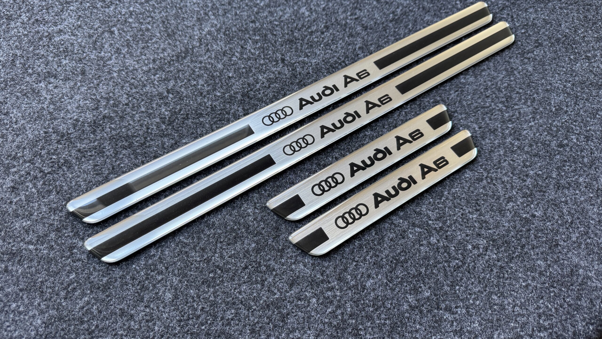 Накладки на порги Audi A6 C7 — изображение 3